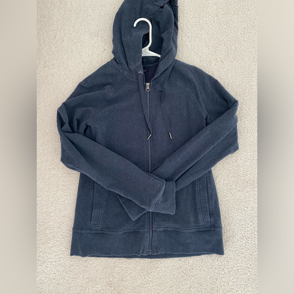 Soft lululemon hoodie Navy Blue Size 6